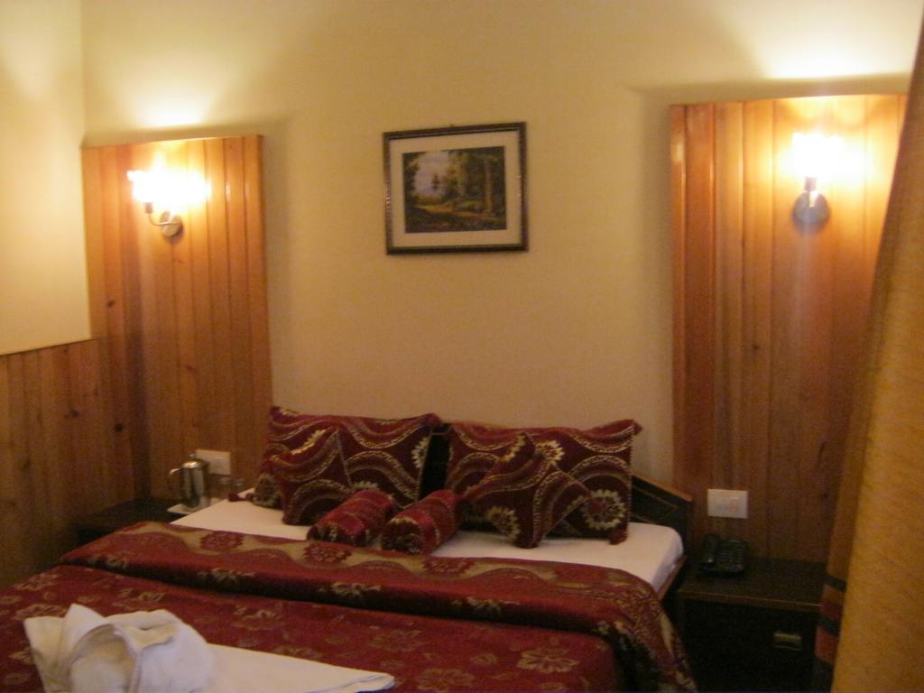 The Sikkim Regency Hotel Gangtok Quarto foto
